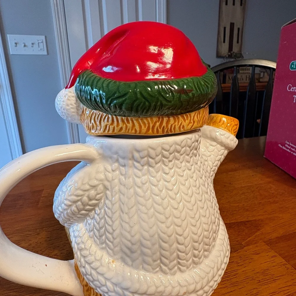 Vintage Ceramic Bear Teapot Excellent Condition
